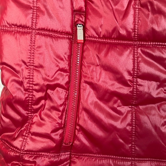 Tommy Hilfiger Puffer Vest - Picture 10 of 16